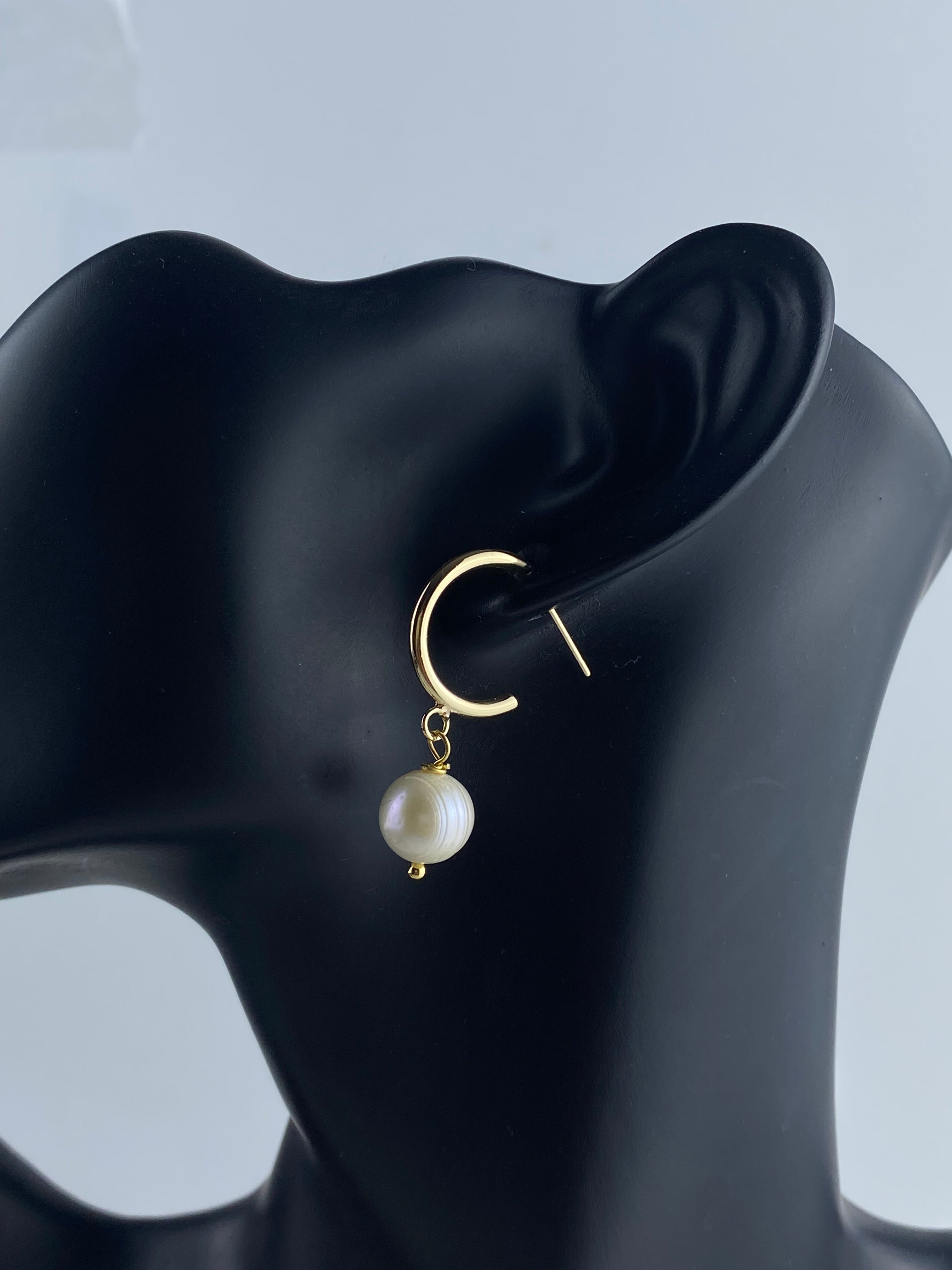 Pearl Drop Hoop Earrings – 14K Gold Plated|Chic Earrings|Bridal Earrings |