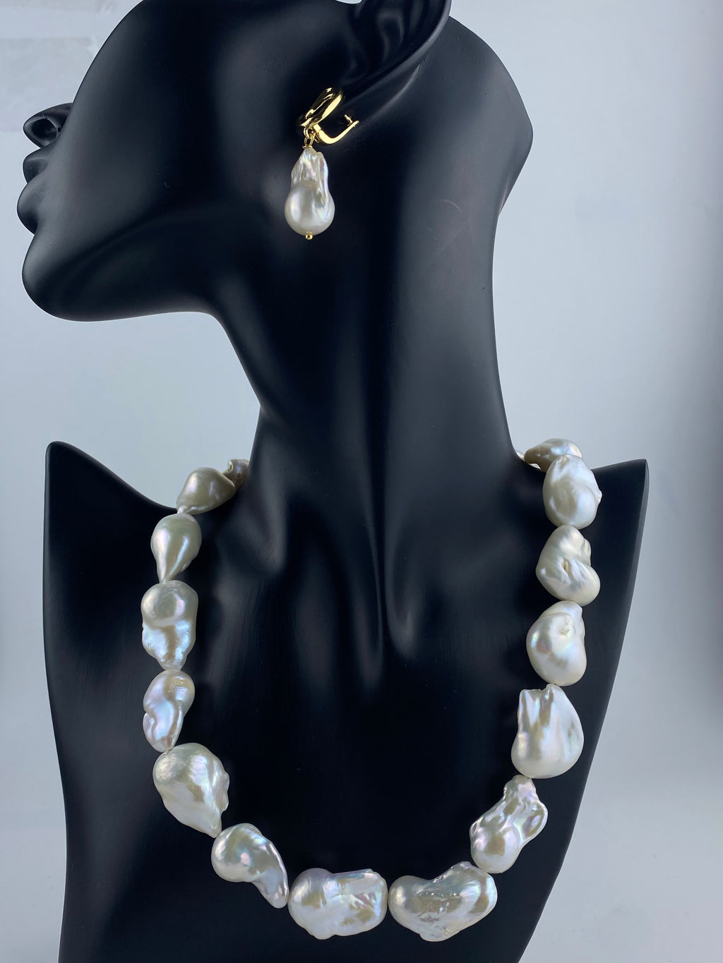 Large fireballs Baroque Freshwater Pearl Necklace – Statement Choker