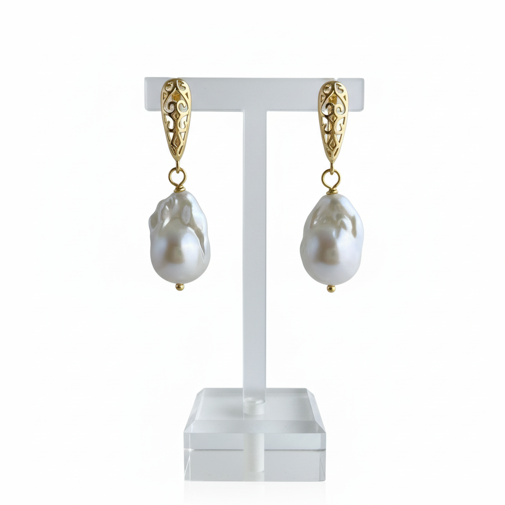 Baroque Pearl Earrings – Display Stand