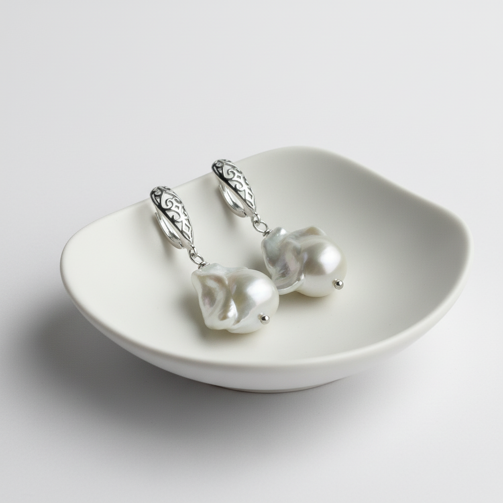 Silver Baroque Pearl Earrings – Ceramic Dish